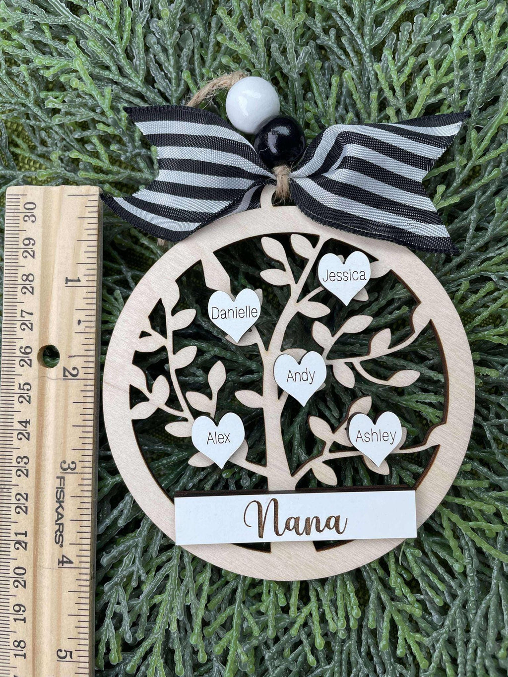 Family Tree personalized customized names ornament keepsake memorabilia year new family member up to 12 names